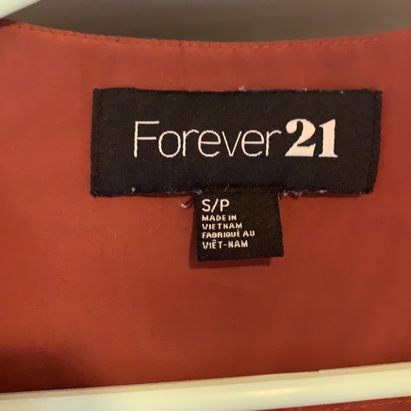 Small Forever 21 - Picture 2 of 5